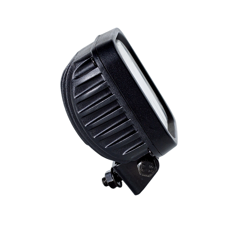 IP67防塵・防水産業車両用4LEDヘッドライト