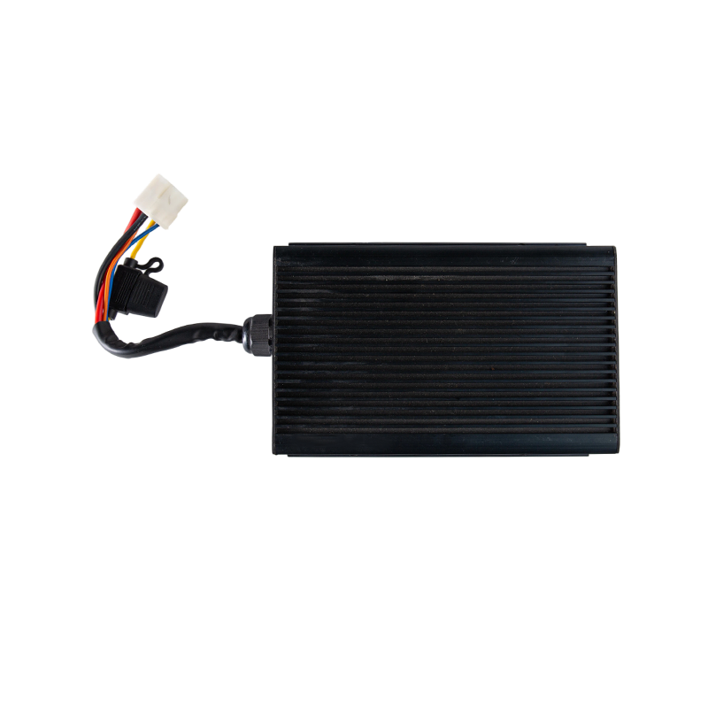 高効率安定出力IP65防塵耐油DC48Vワイド入力フォークリフト車両DC-DC電圧降圧モジュール